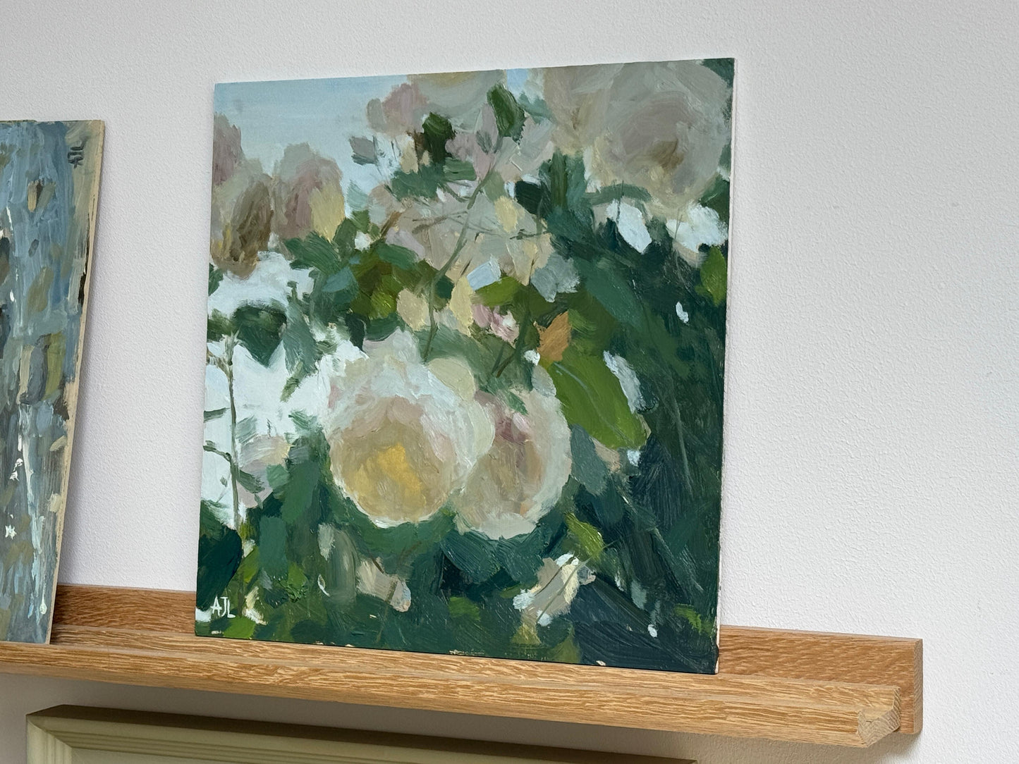 A side view of the painting.